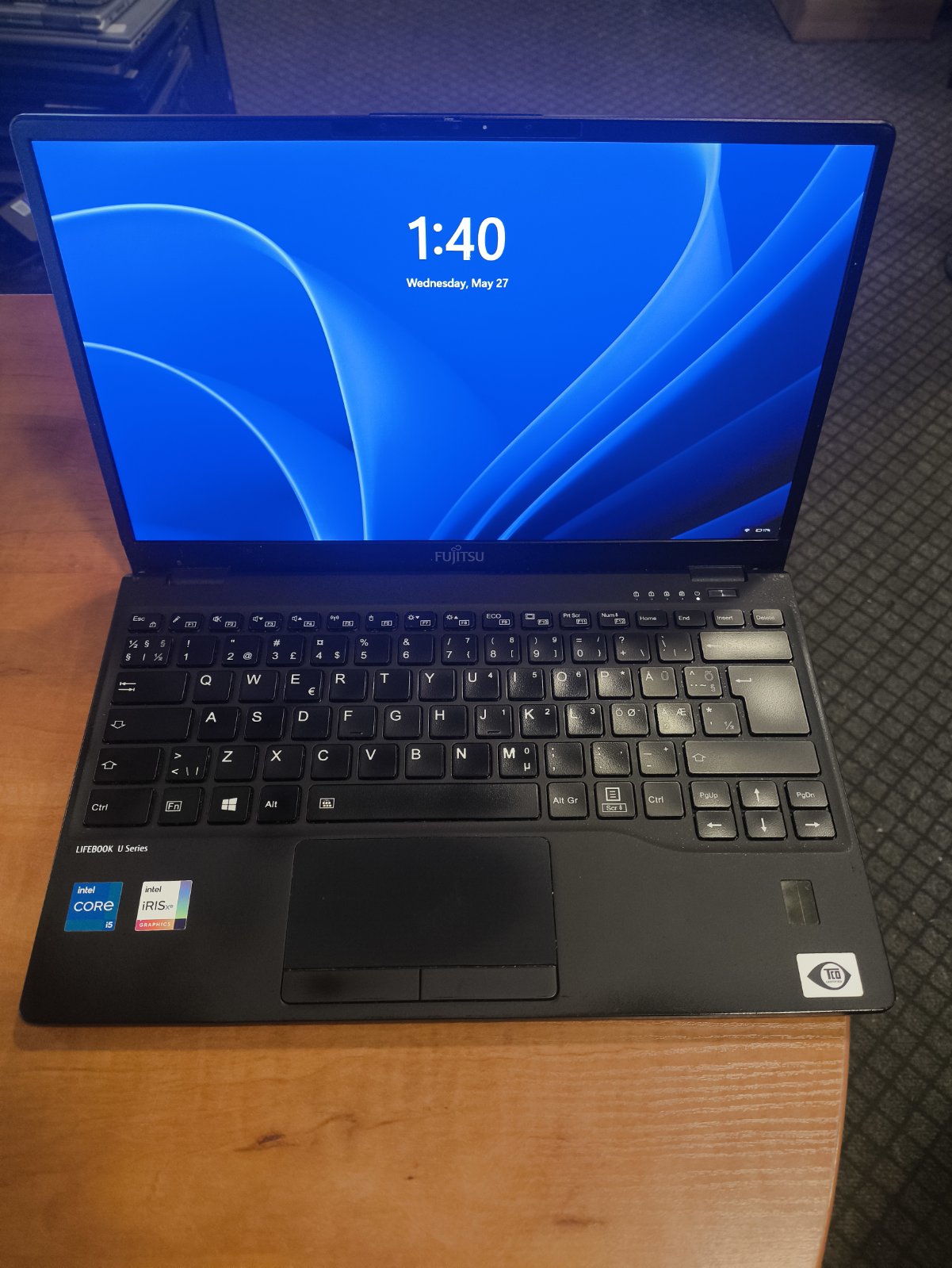 Fujitsu LIFEBOOK U9311 13.3 FHD IPS TS i5-1135G7 16GB 512GB SSD 35% Pigiau, baterija silpnoka