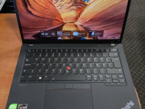 Lenovo Thinkpad T14 Gen 3 Fhd+ Ips 300 Nit ekranas Ryzen 5 6650U 16gb 256gb 9%, Gera kosmetinė būklė