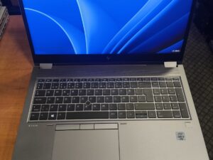HP ZBook Fury 15 G7 15.6 FHD IPS i9-10885H 32GB 1TB SSD Nvidia RTX 3000 6GB 10%