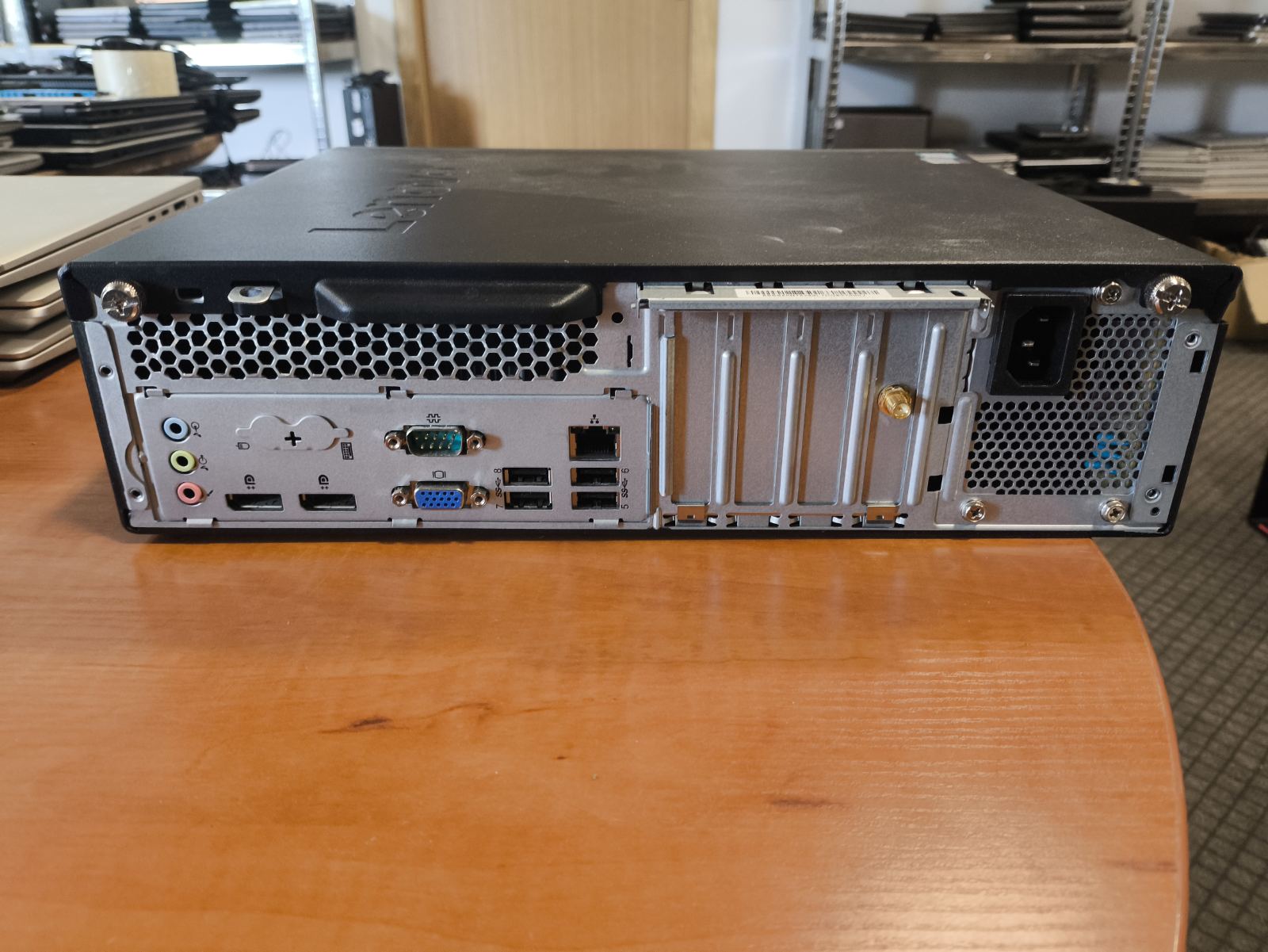 Lenovo ThinkCentre M910S i5-7500 8GB 256GB SSD + Wifi įdėtas. - Image 2
