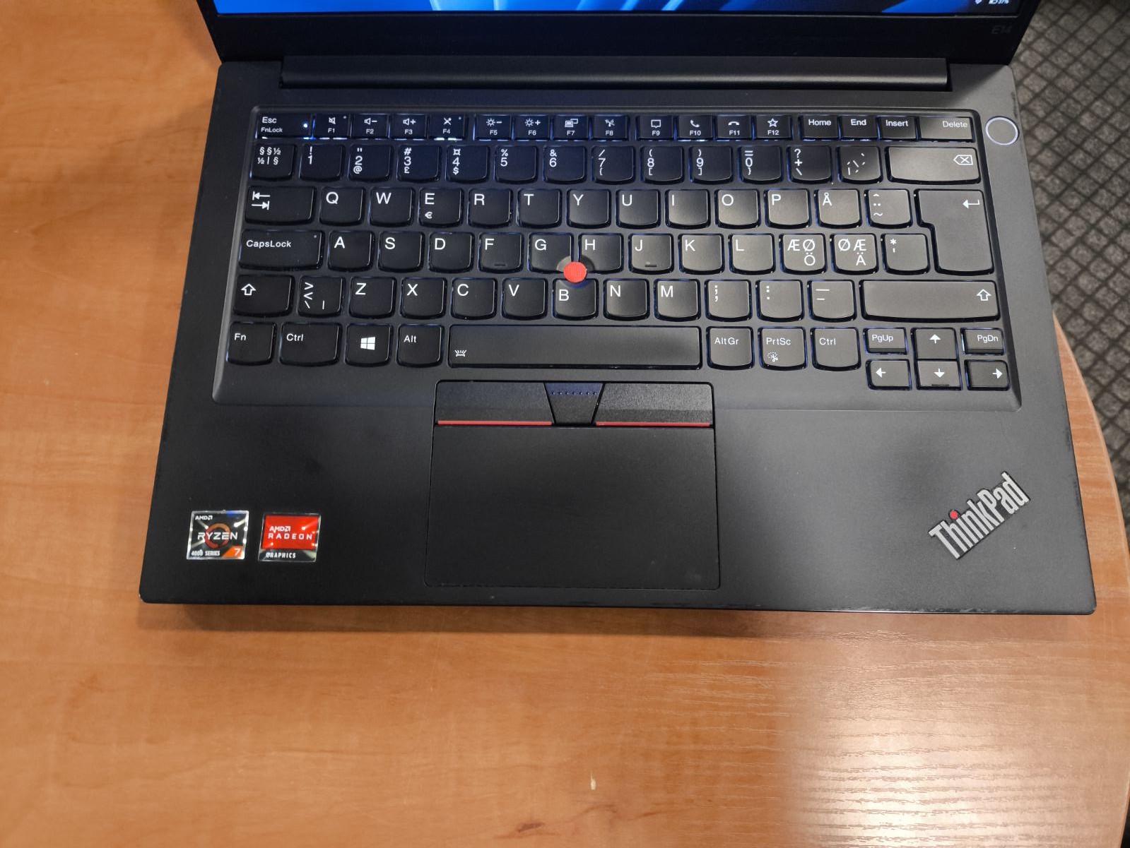 Lenovo Thinkpad E14 Gen 2 14.0 FHD IPS Ryzen 7 4800U 16GB 256GB SSD 12% - Image 2