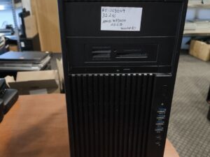 HP Z440 Workstation Intel Xeon E5-2690 V4 14 branduolių 32GB DDR4 Server RAM 256GB NMVe Radeon PRO WX 9100 16GB GDDR5 !