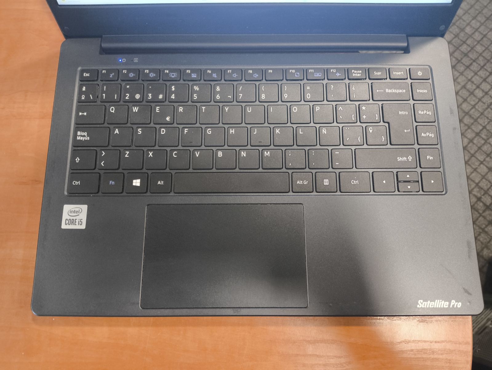 DynaBook ( Toshiba ) SATELLITE PRO C40-G-11G 14.0 FHD i5-10210U 8GB ( antras lizdas laisvas ) 256GB SSD 9% - Image 2