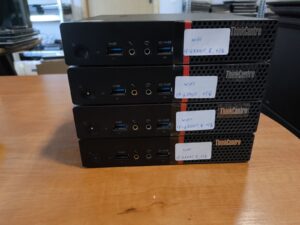 Lenovo M900Q USFF Mini PC i5-6500T 8GB 128GB SSD Wifi yra, 2vnt Display port jungtys