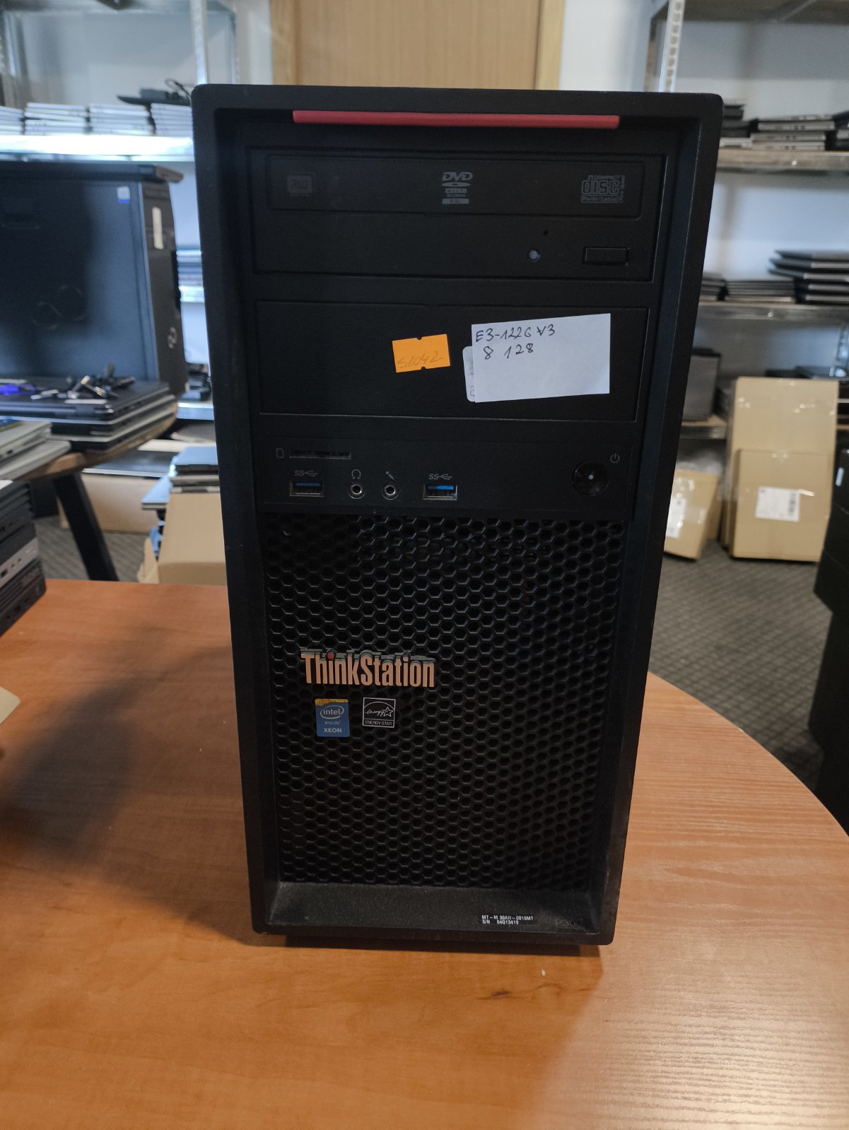 Lenovo Thinkstation P300 Xeon E3-1226 v3 8GB 128GB SSD