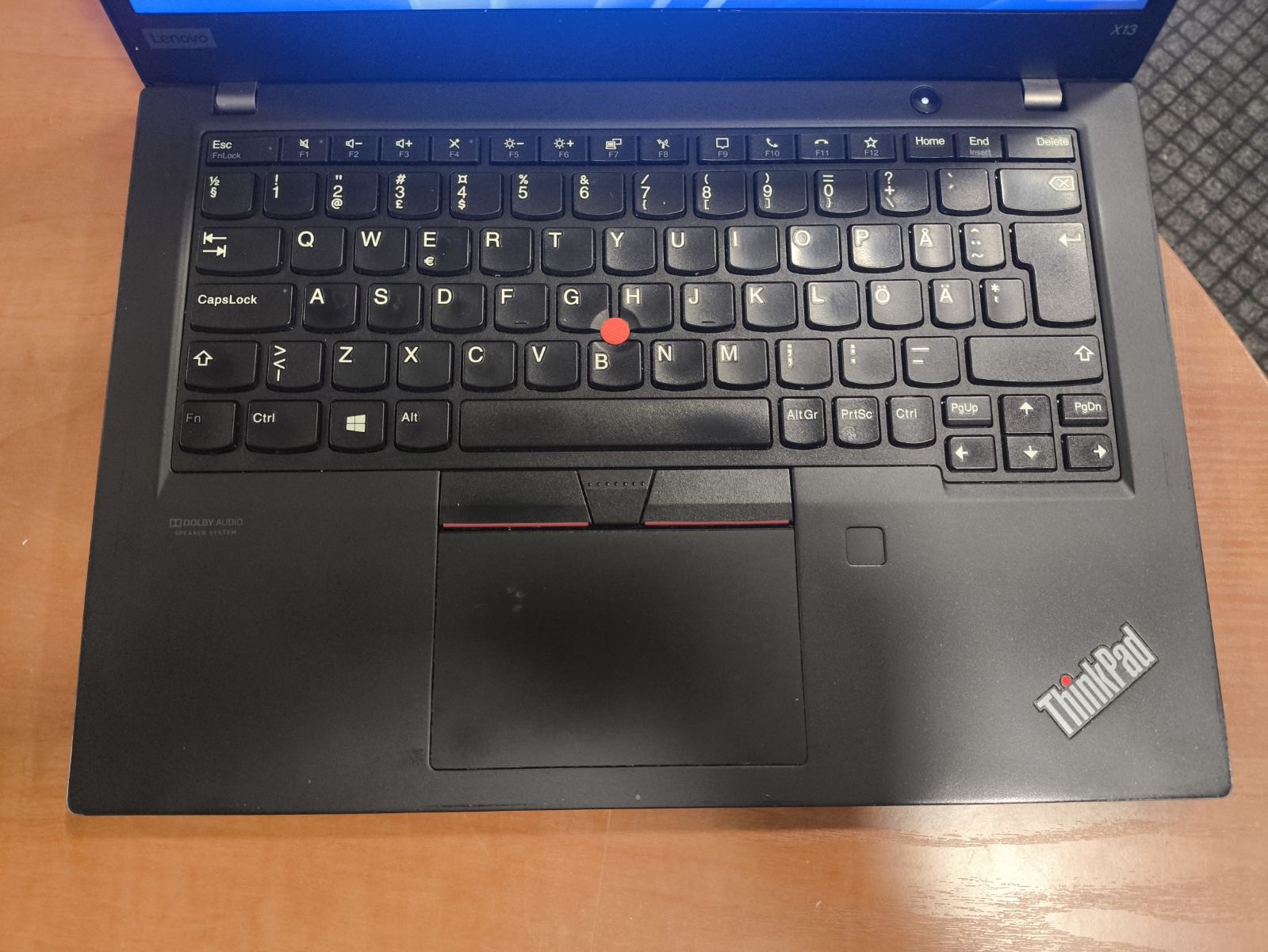 Lenovo ThinkPad X13 Gen1 13.3 HD i5-10310U 16gb 256gb 11% - Image 2