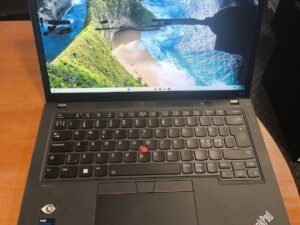Lenovo ThinkPad X13 Gen 3 13.3 FHD+ IPS i5-1245u 16gb DDR5 256gb SSD 10% Dužęs ekranas
