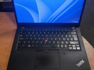 Lenovo ThinkPad X13 Gen1 13.3 HD  i5-10310U 16gb 256gb 11%