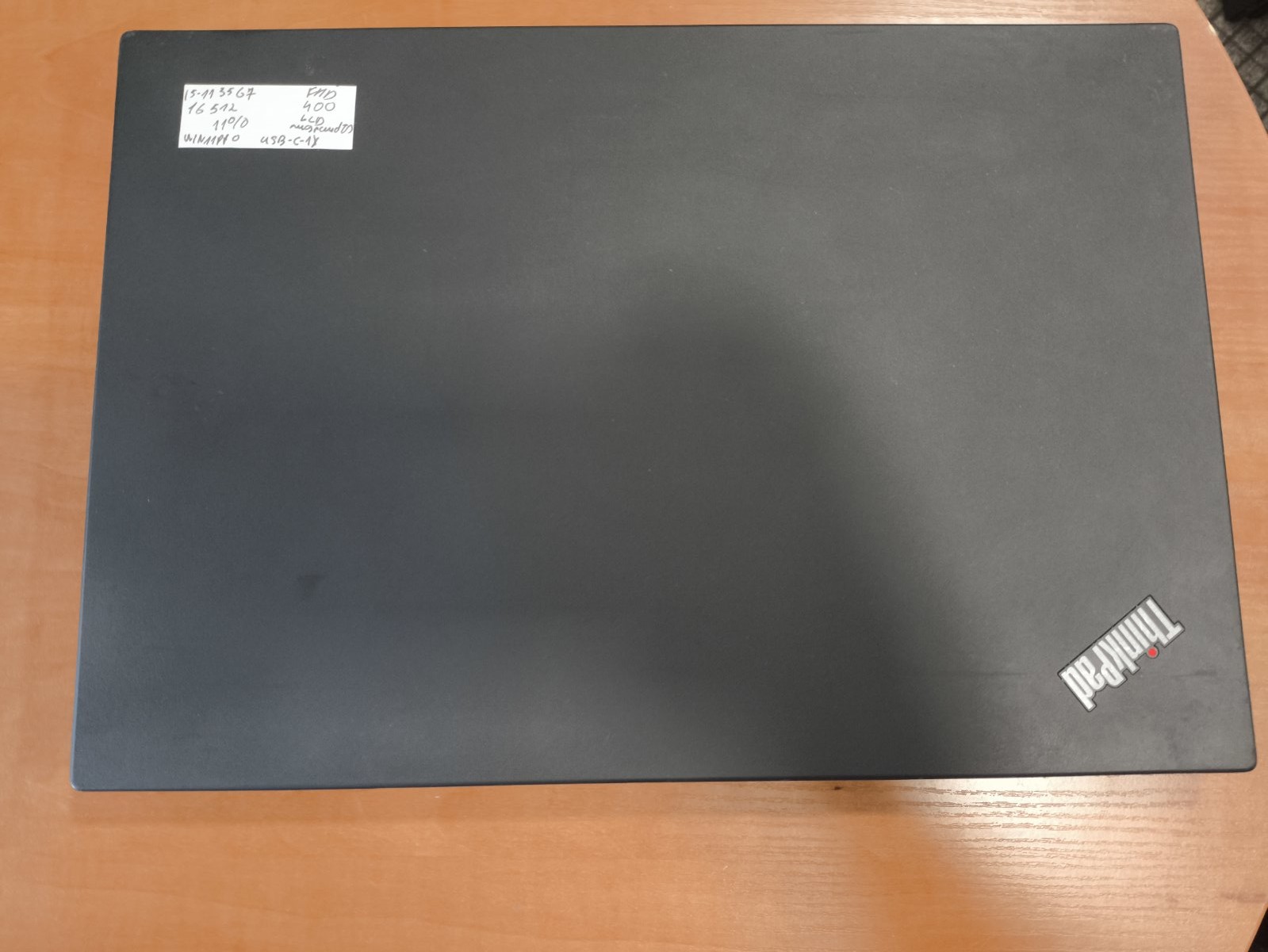 Lenovo ThinkPad T14 2nd Gen 14.0 Fhd IPS i5-1135G7 16GB RAM 512 SSD, 11% 1vnt USB-C neveikiantis, antras per kurį taipogi krauna veikia gerai. - Image 3