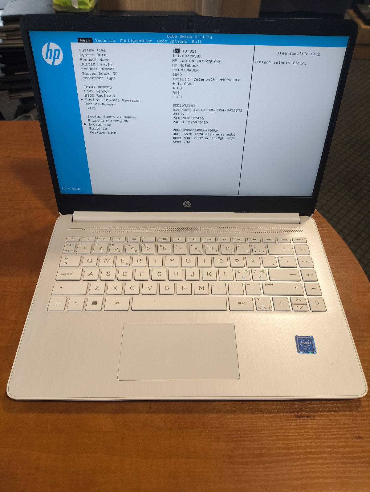 HP 14" FHD IPS Ekranas , Intel N4020 4GB RAM, BE SSD, BE ĮKROVIKLIO. UŽ Ekrano kainą