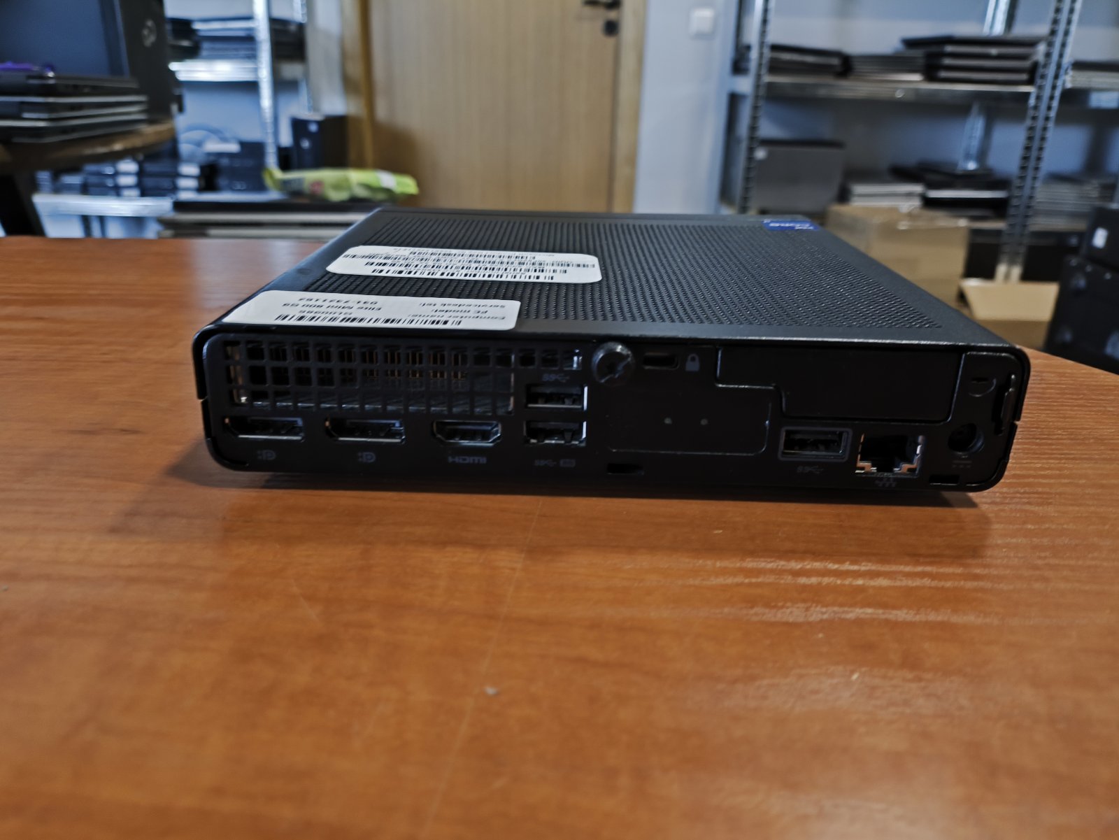 HP Mini Elite Mini 800 G9 i7-13700 16GB DDR5 RAM, 512GB SSD, Garantija iki 2027-06-06, Wifi yra - Image 2