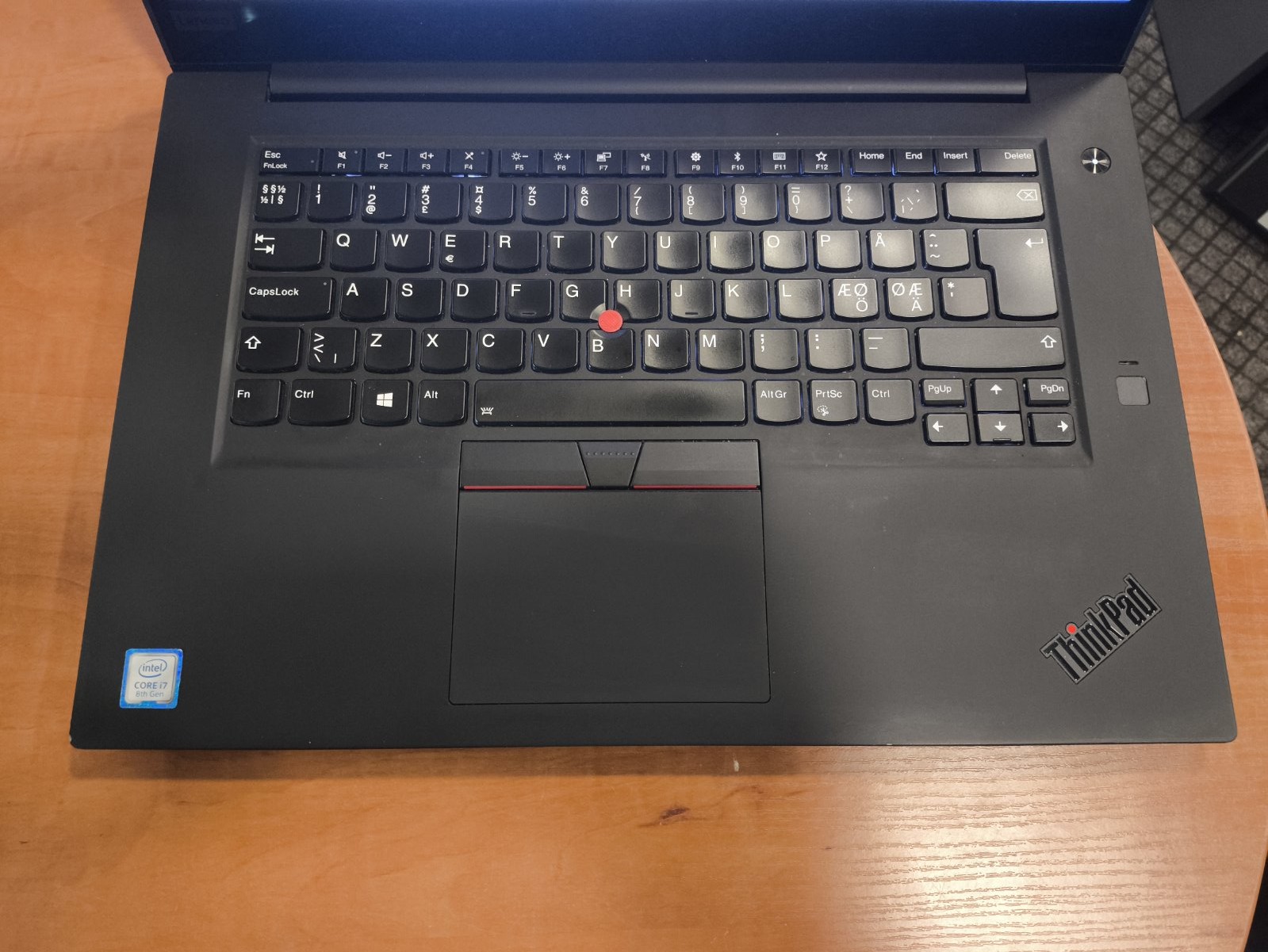Lenovo Thinkpad X1 Extreme 15.6 4K Touch Ips i7-8750h 48gb 512gb GTX 1050 Ti Max-Q 4GB GDDR5 26% - Image 2