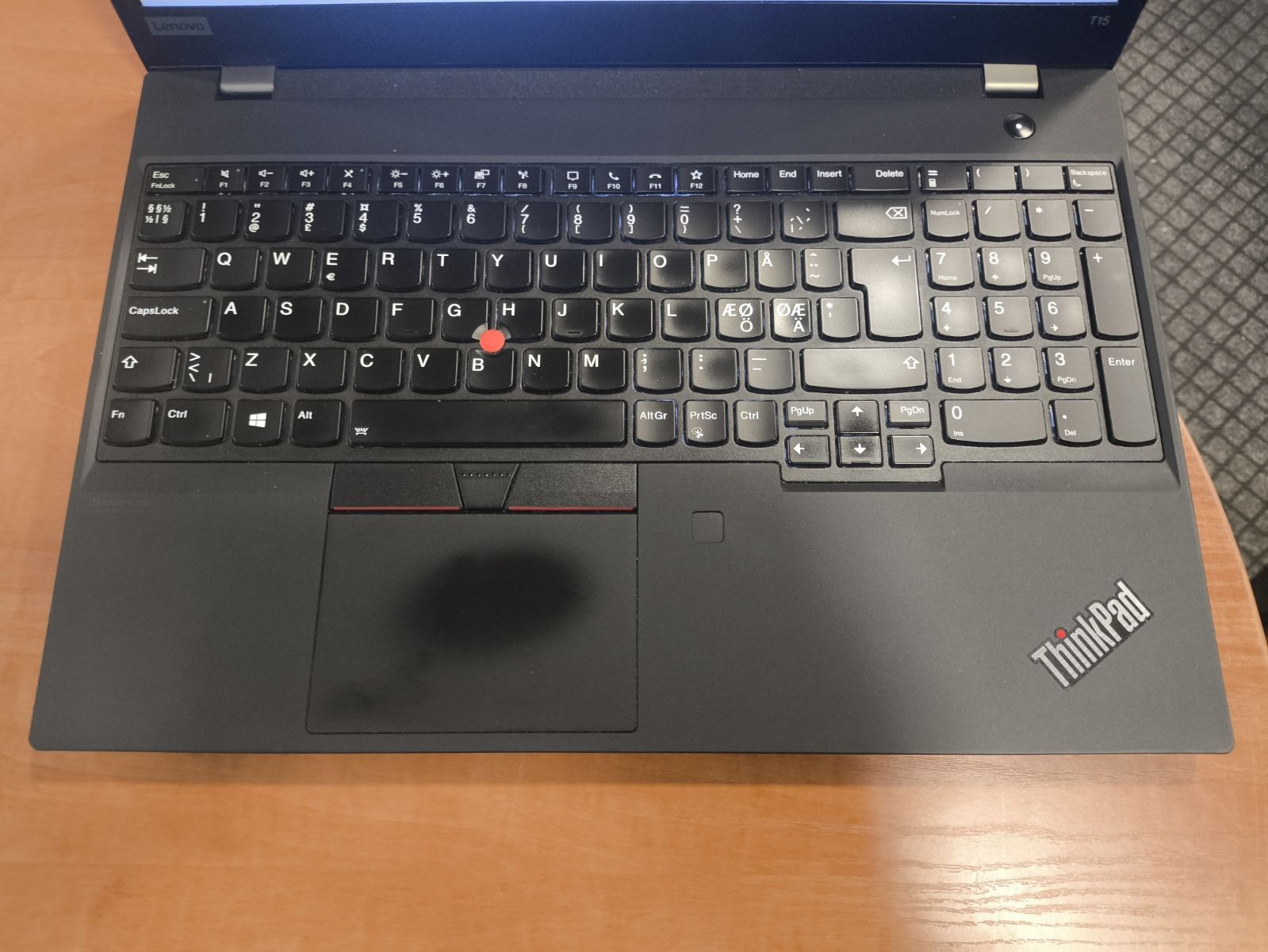 Lenovo Thinkpad T15 15.6 FHD IPS, i5-10210U, 40GB RAM, Galima pirkti su mažiau RAM BUS PIGIAU, 256GB SSD, 0% - Image 2