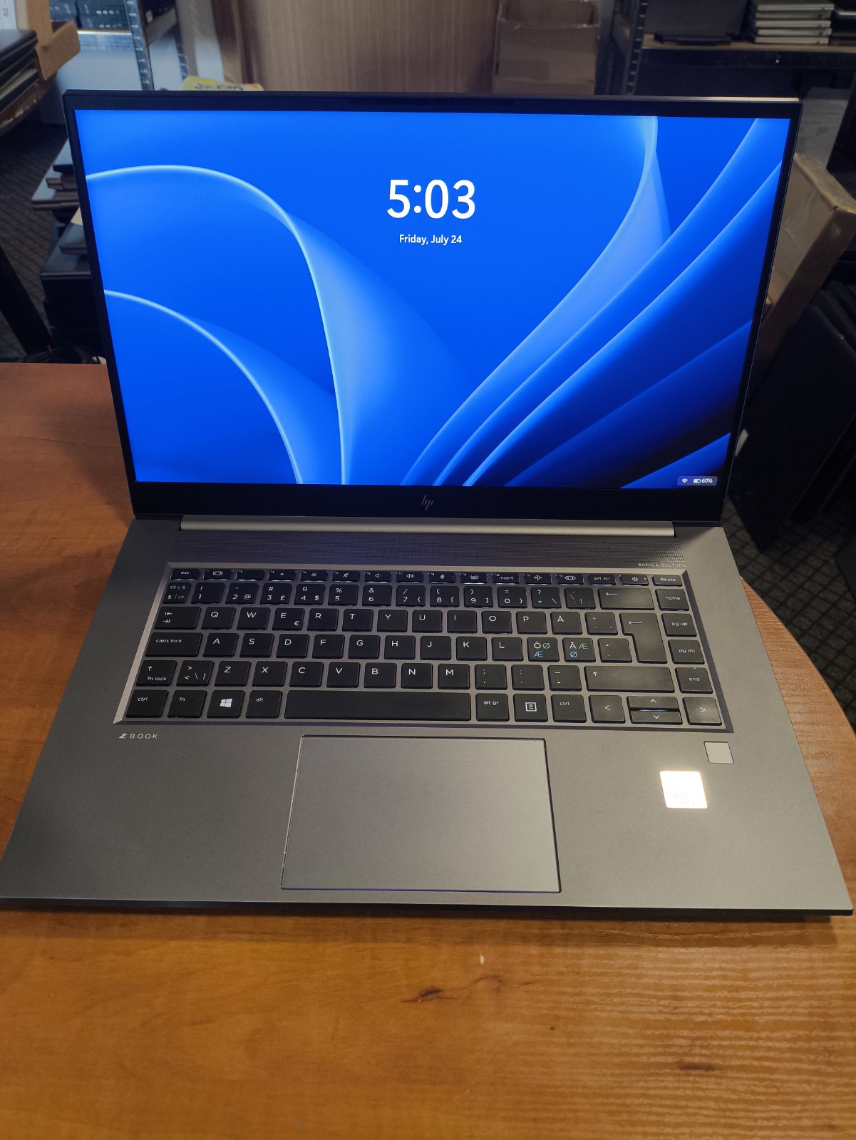 HP ZBook Studio G7 15.6 FHD IPS 400 Nit i7-10850H 32GB 512GB Quadro T2000 Max-Q 4GB 24%