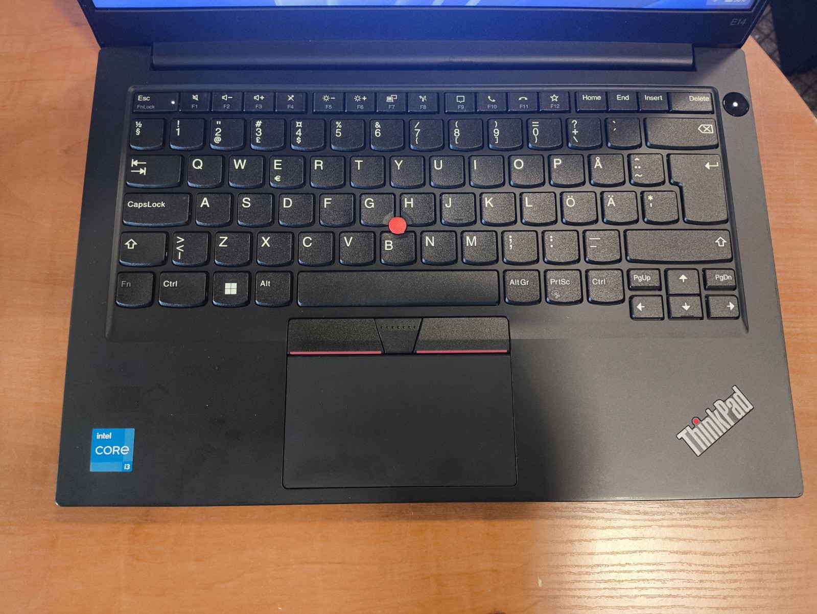 Lenovo ThinkPad E14 Gen 4 14" Fhd TN i3-1215u 8gb 512gb SSD 6%, Windows 11 pro Education. RAM Dasideda - Image 2