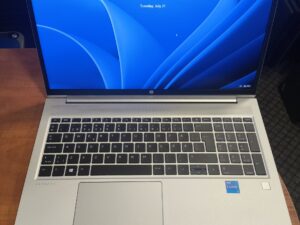 HP ProBook 650 G8 15.6 FHD IPS i5-1135G7 16GB 256GB SSD 26%