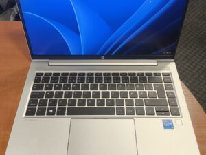 HP ProBook 640 G8 14.0 FHD IPS i5-1145G7 16gb 256gb SSD 17%