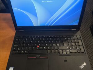 ThinkPad L570 15.6 FHD TN i7-7500u 16GB 256GB SSD 4%, Windows 11 pro suinstaliuota