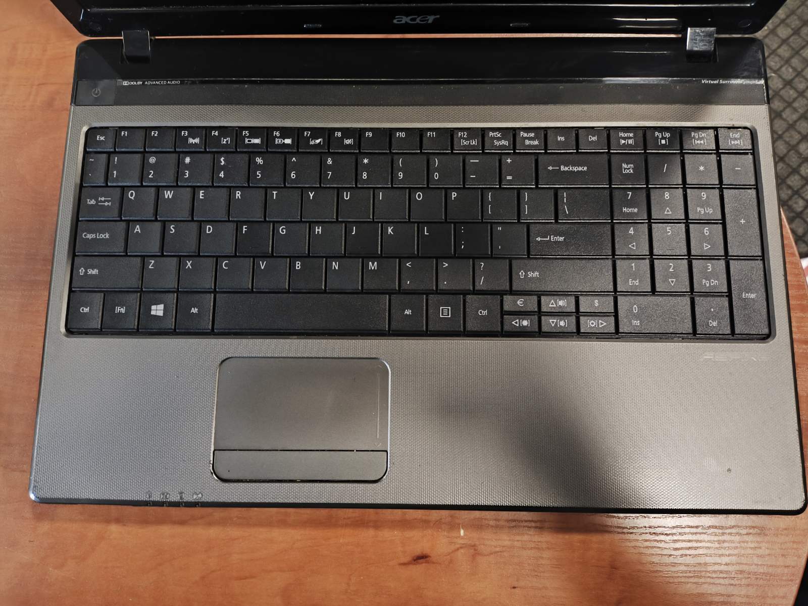 Acer 15.6 HD i5-2410M 8GB DDR3 RAM, BE SSD, SILPNA BATERIJA, su krovikliu - Image 2