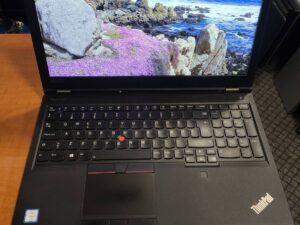 LENOVO ThinkPad P53 15.6 FHD IPS i7-9850H 16GB 256GB T1000 4GB 0%
