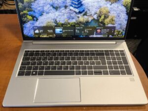 HP EliteBook 655 G9 15.6 FHD IPS Ryzen 5 5625u 16GB 256GB SSD 18%