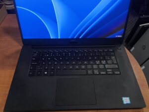 Dell Precision 5540 15.6 FHD IPS i7-9850H 16GB 256 SSD T1000 4GB GDDR6 39%