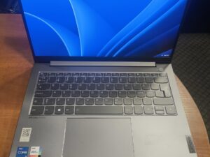 Lenovo ThinkBook 14 G4+ IAP 14.0 Fhd Ips i5-1235u 16gb 256gb 9% SU DEFEKTAIS, C GRADE
