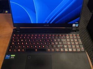 Gigabyte Aero 15 15.6 4k Oled 440 Nit i7-11800H 32GB 512GB SSD RTX 3070 8GB 0%
