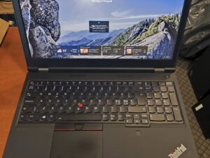 Lenovo ThinkPad P15 Gen 1 15.6" FHD IPS 60Hz i7-10750H 16GB 256GB SSD Nvidia Quadro T1000 4GB, 0%