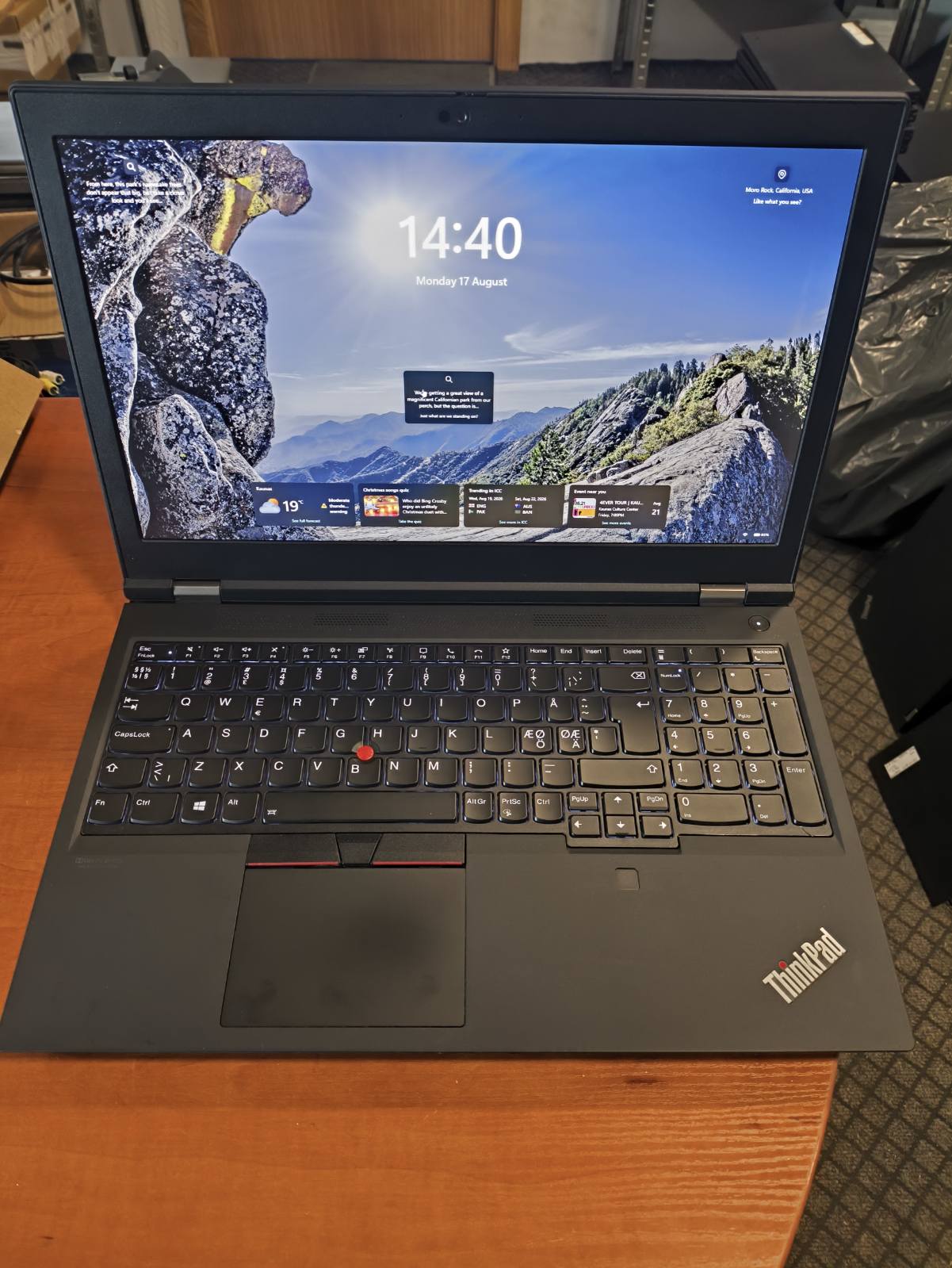 Lenovo ThinkPad P15 Gen 1 15.6" FHD IPS 60Hz i7-10750H 16GB 256GB SSD Nvidia Quadro T1000 4GB, 0%