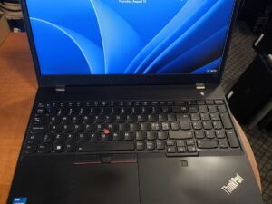 Lenovo ThinkPad T15p Gen 2 15.6 FHD IPS i5-11400H 16GB 512GB SSD 21%