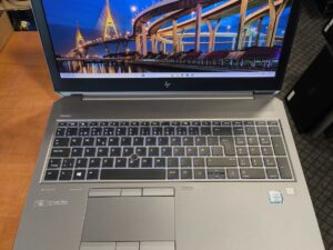 ZBook 15 G6 15.6 FHD IPS i9-9880h 32GB 512GB Nvidia Quadro T2000 4GB, 12%