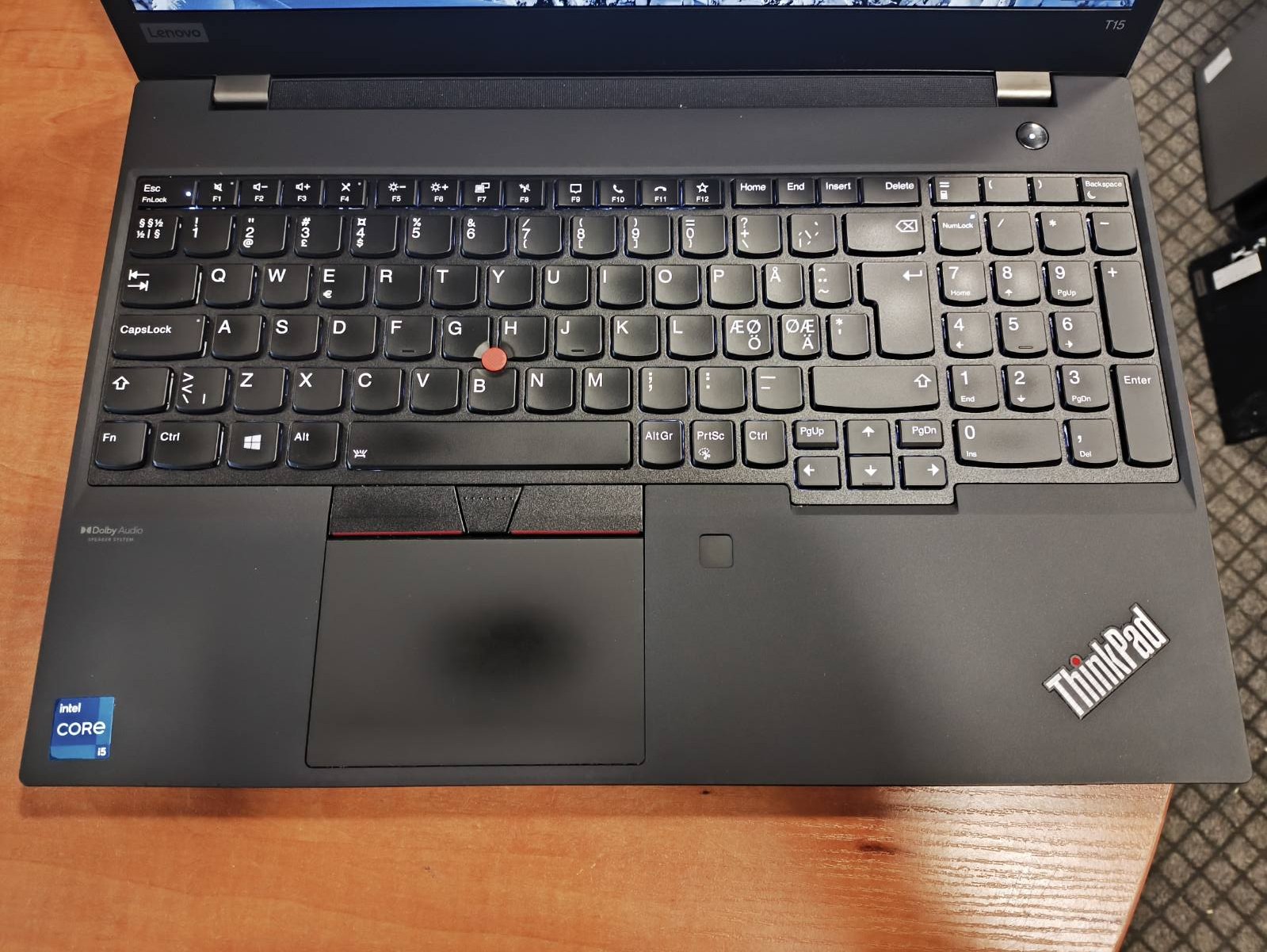 Lenovo Thinkpad T15 Gen2 15.6 FHD IPS i5-1135G7 16GB 256GB SSD 0% - Image 2