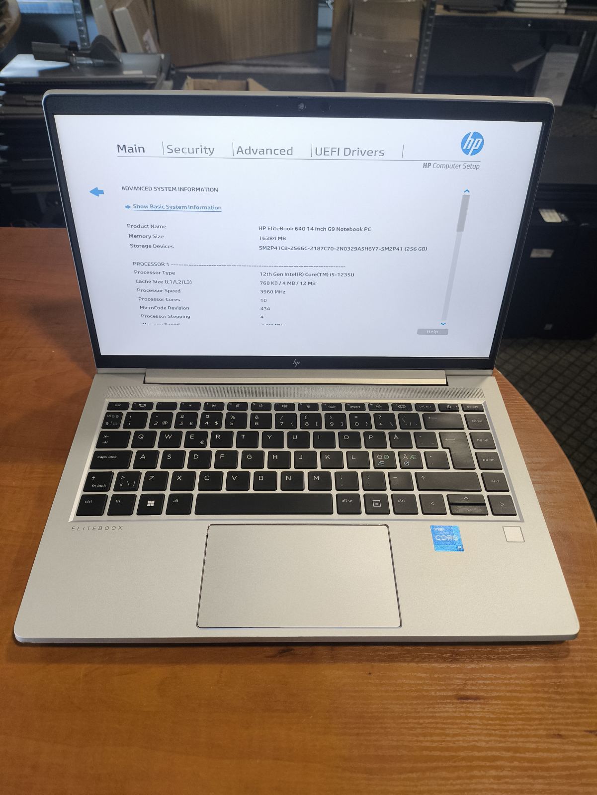 HP Elitebook 640 G9 14.0 FHD IPS i5-1235u 16gb 256gb SSD 23%