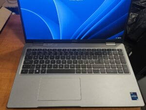 DELL Latitude 5530 15.6 FHD IPS i7-1270P 16GB 512GB SSD, 26%