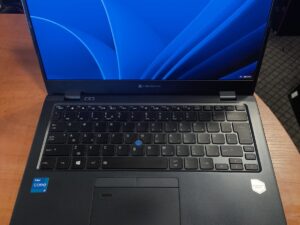 DynaBook Portege X30L-J-145 13.3 FHD IPS Touch i5-1135G7 16GB 256GB SSD 19% Svoris tik - 906 gramai