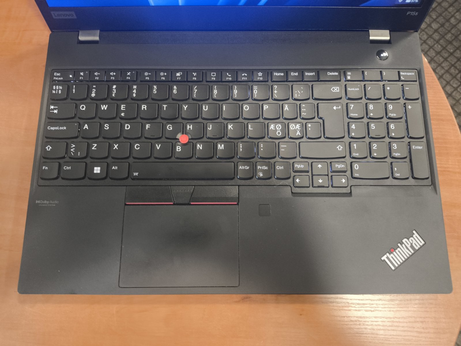 Lenovo Thinkpad P15S Gen 2 15.6 FHD IPS i7-1165G7 16GB 512GB SSD Nvidia Quadro T500 4GB 12% - Image 2
