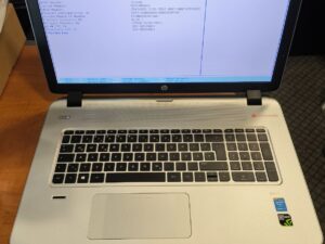 HP Envy 17-k230ng 17.3" HD+ Blizgus i7-5500U 16GB 256GB + 1TB HDD , GTX 850 4GB, 0% Nesuinstaliuotas