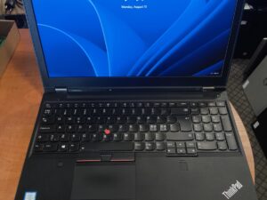 Lenovo Thinkpad P51 i7-7820HQ 32GB RAM 1TB SSD Quadro M2200 4gb 15%