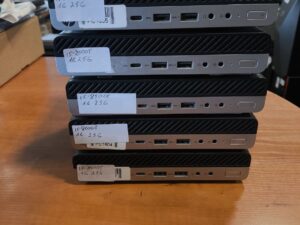 1vnt HP EliteDesk 800 G4 Mini PC i5-8500T 1*16GB 2400MHz 1*256GB SSD NMVe, Display port 3vnt, Wifi YRA