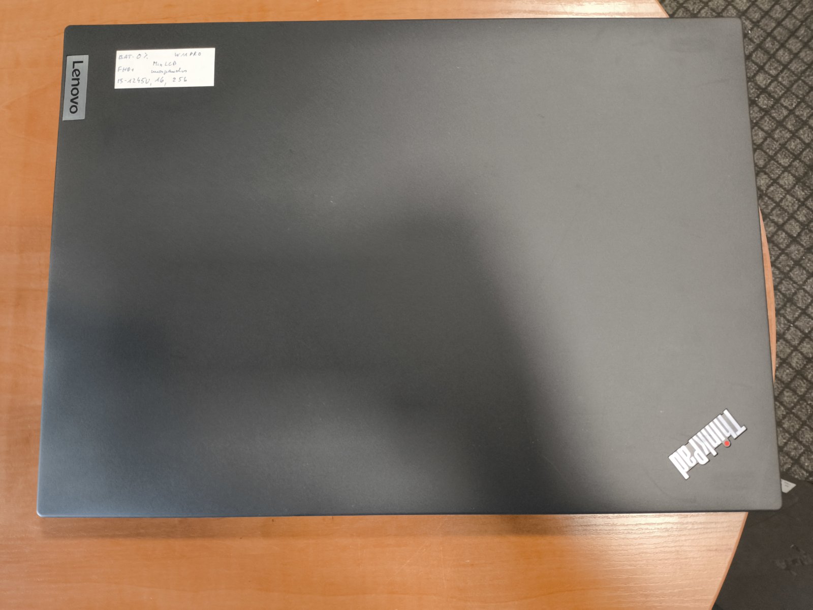 Lenovo ThinkPad T16 Gen 1 16.0 FHD+ IPS i5-1245U 16GB 256GB 0% - Image 3
