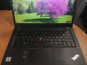 Lenovo ThinkPad T14s Gen1 14.0 FHD  IPS Touch i5-10310U 16gb 512gb 15% USA Klaviatūra