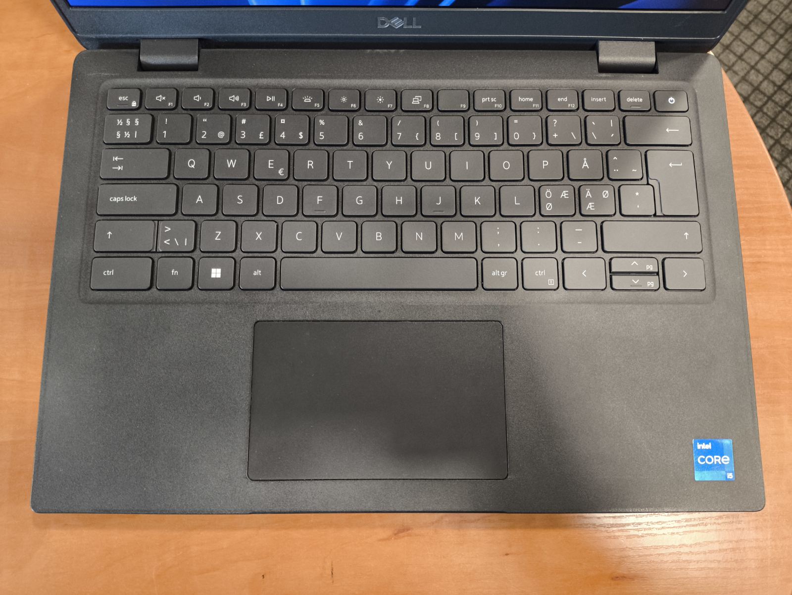 Dell Latitude 3420 14.0 FHD IPS i5-1135G7 8GB 256GB SSD 1% Su vienerių metų garantija - Image 2