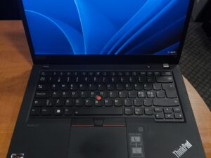 Lenovo ThinkPad T14 Gen 2 14" FHD IPS Touch 500 Nit Ryzen 7 PRO 5850U, 16GB, 256GB SSD, 8%,