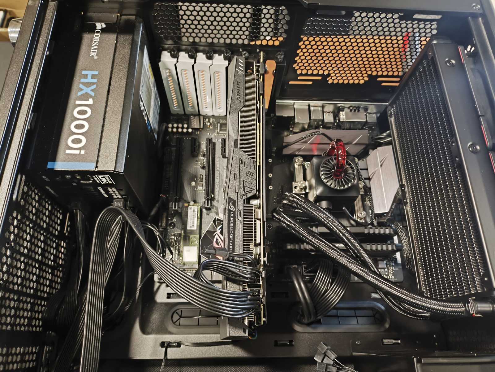 Old High End gamming PC i7-7700 16GB ( 2*8GB ), 256GB SSD NMVe, GTX 1080 8GB, Modulinis 1000W PSU Corsair, CORSAIR AUŠINIMAS SKYSČIU ! - Image 3