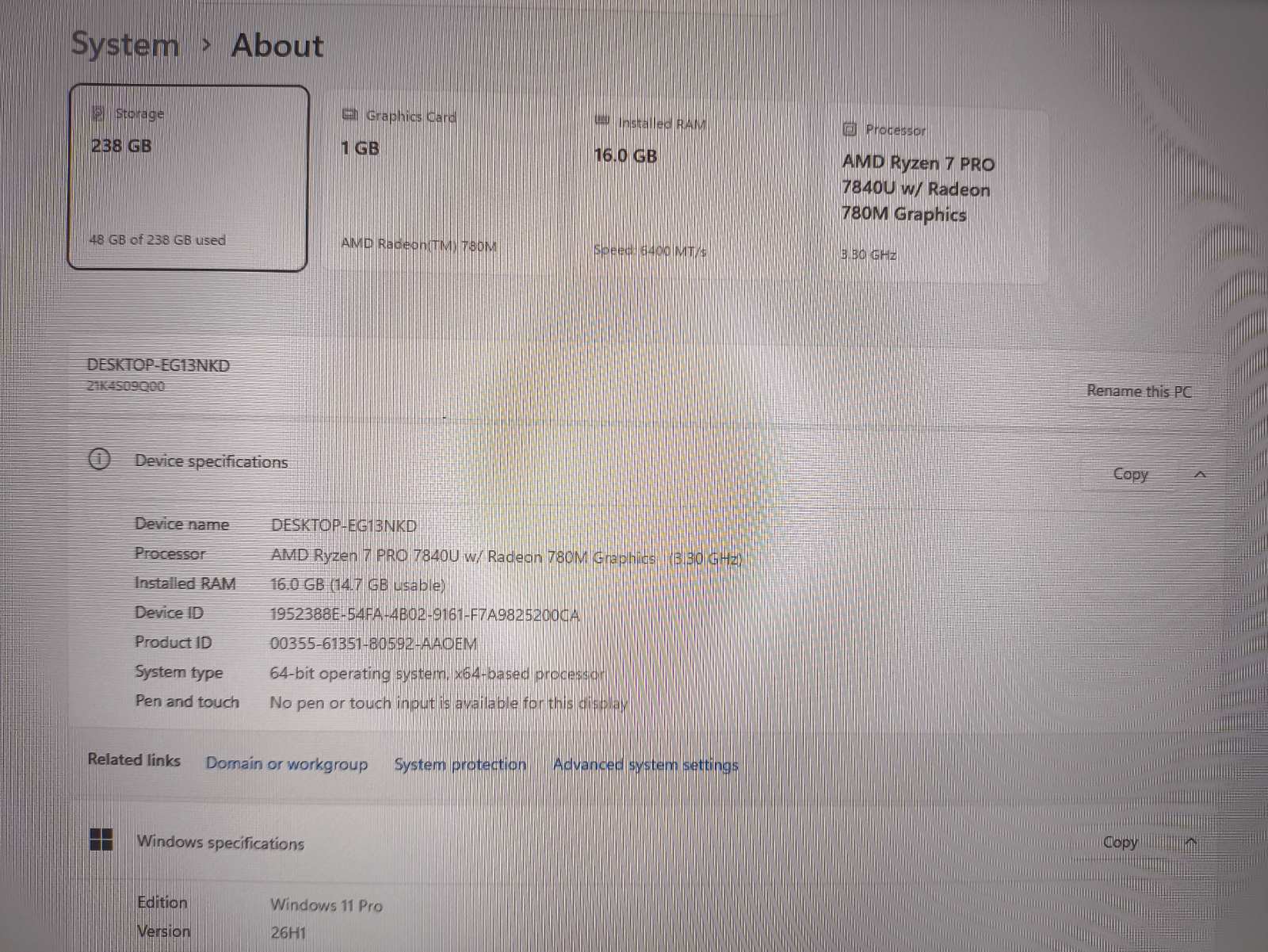 Lenovo Thinkpad T14 Gen 4 FHD+ IPS Ryzen 7 7840U 16GB 256GB SSD 1% - Image 4