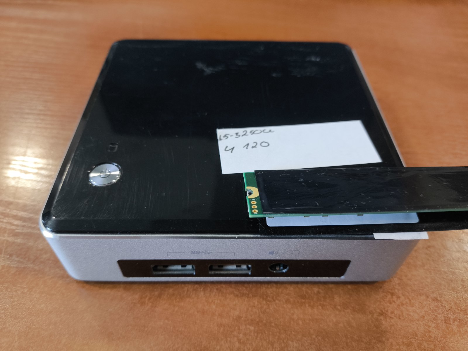 Intel Nuc Kit Nuc5i5ryk i5-5250U 4GB 128GB - Image 2
