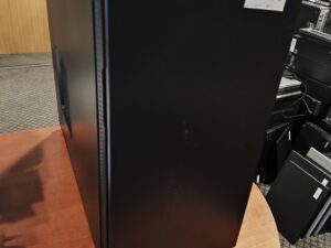 Old High End gamming PC i7-7800x 16GB ( 2*8GB ), 256GB SSD NMVe, GTX 1080 Ti 11GB ROG STRIX , Modulinis 1000W 80 Plus Gold PSU , AUŠINIMAS SKYSČIU ! + Wifi