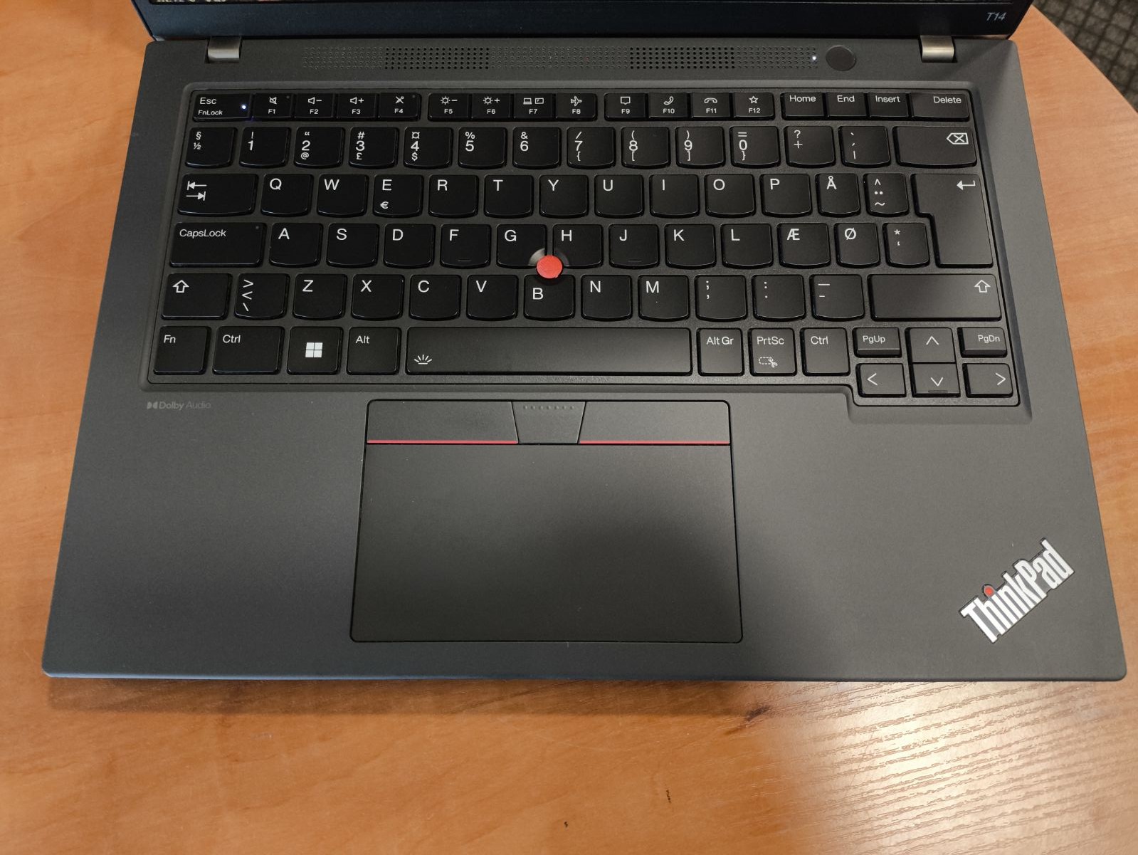Lenovo Thinkpad T14 Gen 4 FHD+ IPS Ryzen 7 7840U 16GB 256GB SSD 1% - Image 2