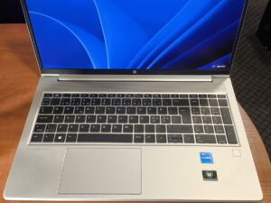 HP EliteBook 650 G9 15.6 Fhd Ips i5-1235U 16GB 512GB SSD 28%
